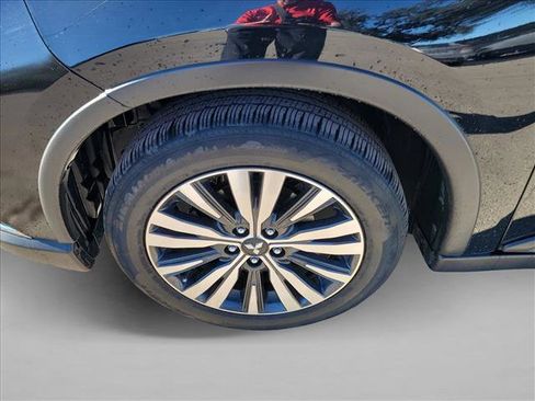 Used 2020 Mitsubishi Outlander SE image 9