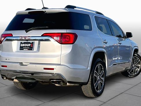 Used 2017 GMC Acadia Denali image 12