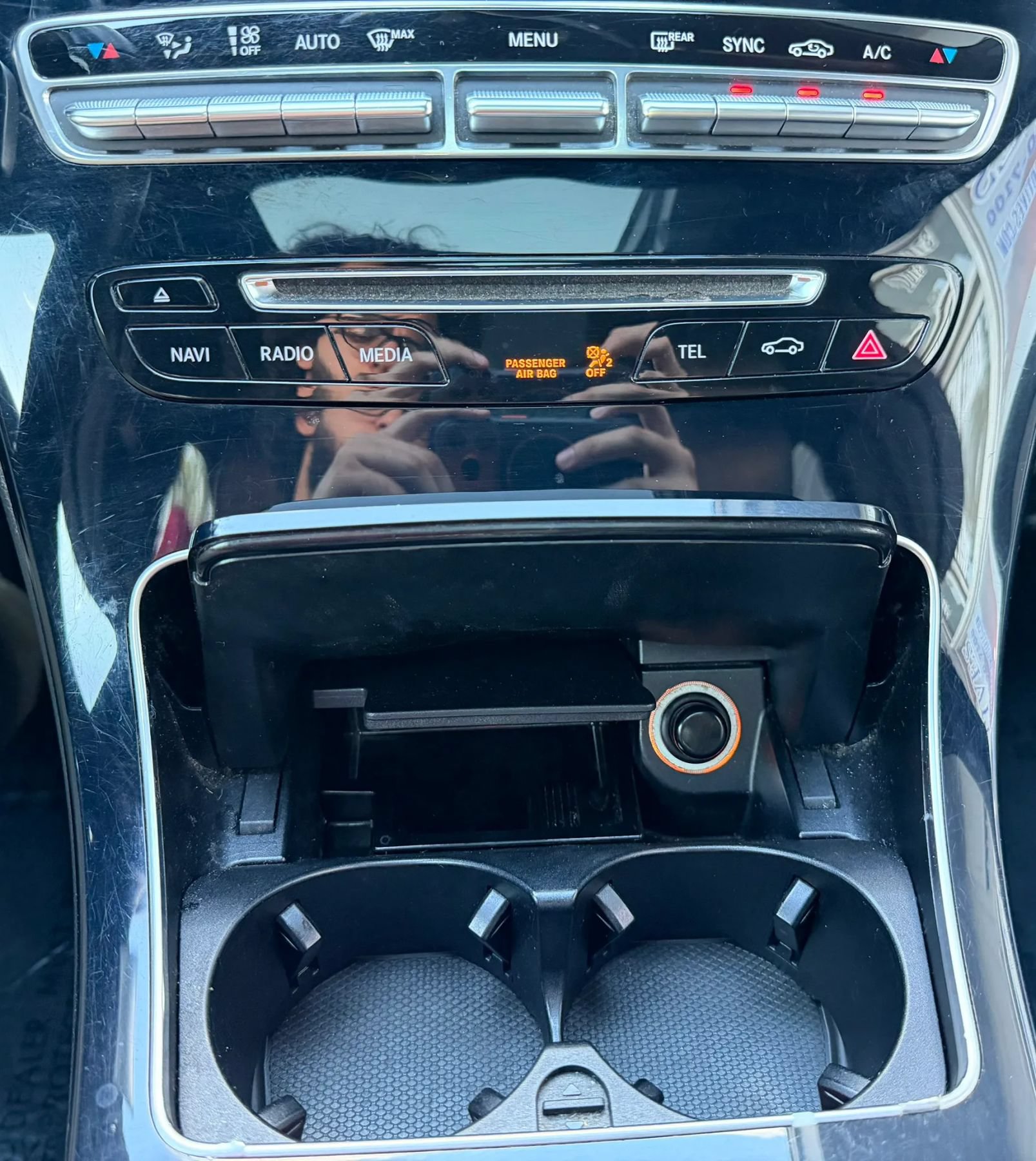 Used 2015 Mercedes-Benz C 300 4MATIC Sedan image 21
