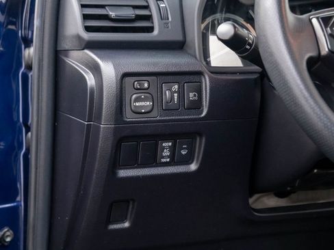 Used 2022 Toyota 4Runner TRD Off-Road Premium image 19