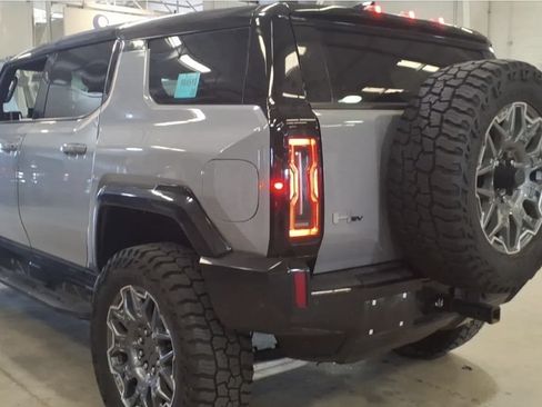 Used 2024 GMC Hummer EV 3X AWD/4WD image 2