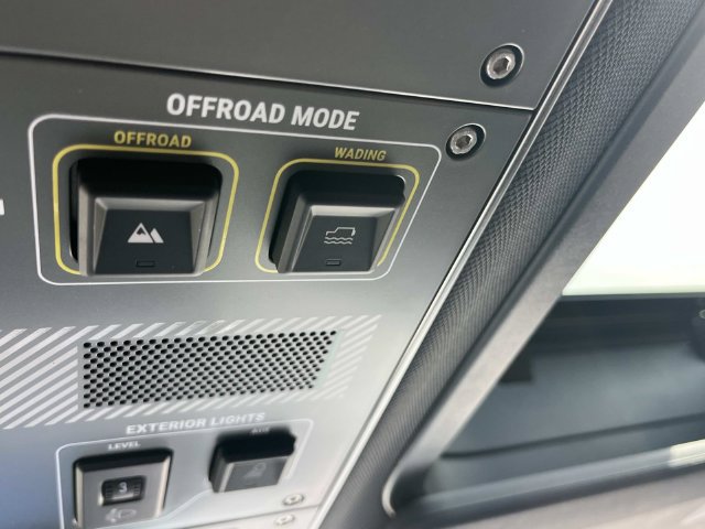 Used 2026 INEOS Grenadier Station Wagon AWD/4WD image 39