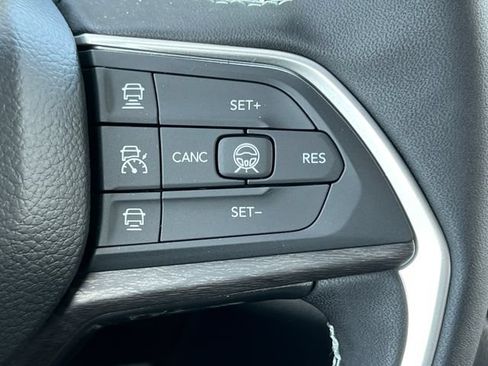 New 2026 Jeep Grand Cherokee L Limited AWD/4WD image 22