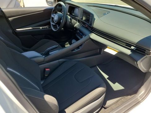 New 2026 Hyundai Elantra Sport FWD image 19