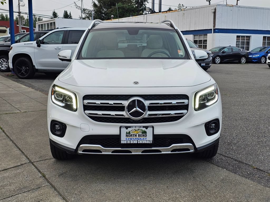 Used 2021 Mercedes-Benz GLB 250 4MATIC image 2