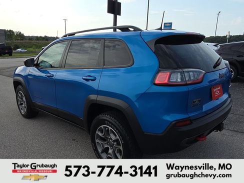 Used 2022 Jeep Cherokee Trailhawk w/ Trailer Tow Group AWD/4WD image 6