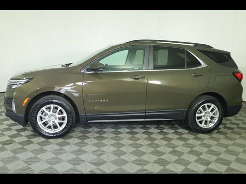 Used 2023 Chevrolet Equinox LT AWD/4WD image 13