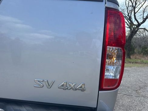 Used 2012 Nissan Frontier SV w/ SV Premium Utility Pkg image 14