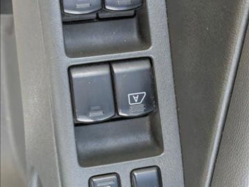 Used 2014 Nissan Frontier PRO-4X w/ Pro-4x Luxury Package image 10