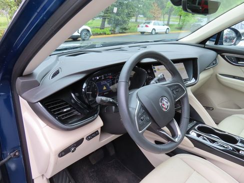 Used 2023 Buick Envision Avenir AWD/4WD image 17