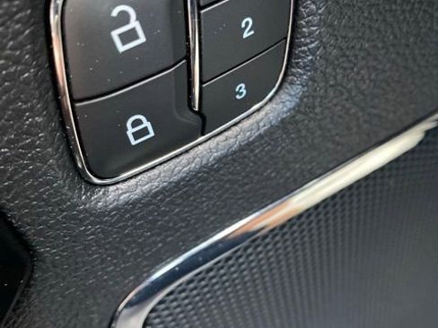 Used 2019 Ford F250 Lariat w/ Lariat Ultimate Package image 21