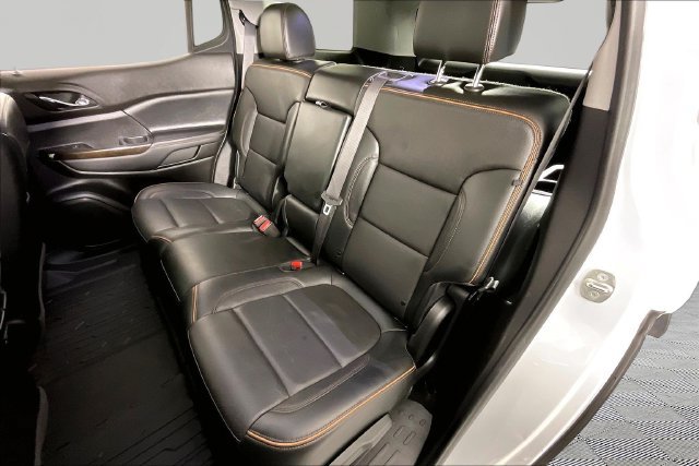 Used 2020 GMC Acadia AT4 AWD/4WD image 19
