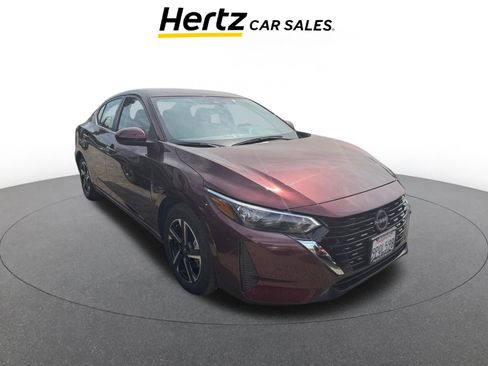 Used 2025 Nissan Sentra SV image 1