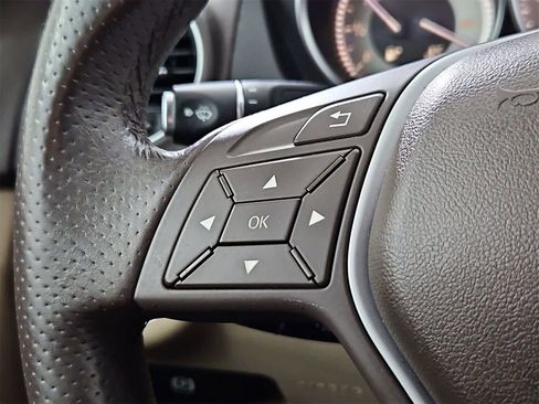 Used 2013 Mercedes-Benz C 250 Sedan image 25