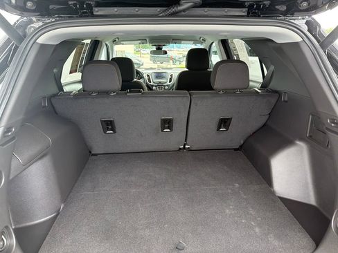 Used 2024 Chevrolet Equinox LT FWD image 10
