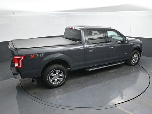 Used 2017 Ford F150 XLT w/ XTR Package image 30
