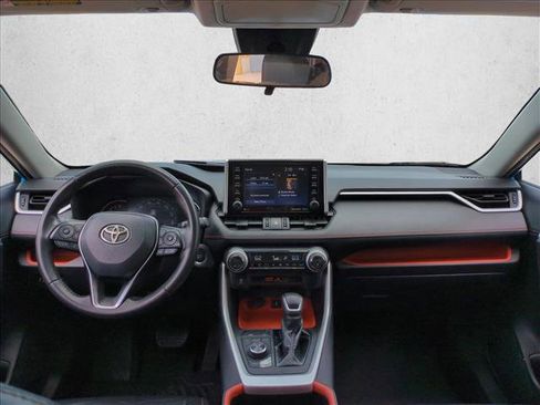 Used 2020 Toyota RAV4 Adventure AWD/4WD image 17