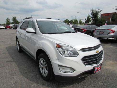 Used 2017 Chevrolet Equinox LT AWD/4WD image 8