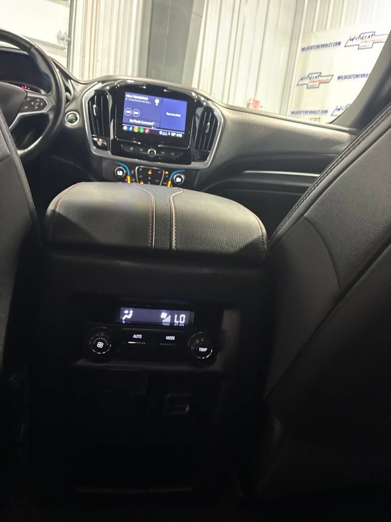 Used 2022 Chevrolet Traverse RS w/ LPO, Floor Liner Package FWD image 36