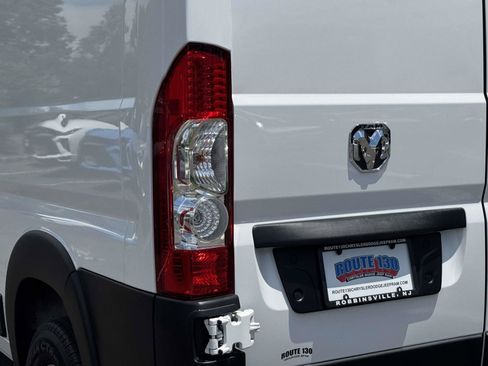 Used 2026 RAM ProMaster 2500 w/ Convenience Group FWD image 8
