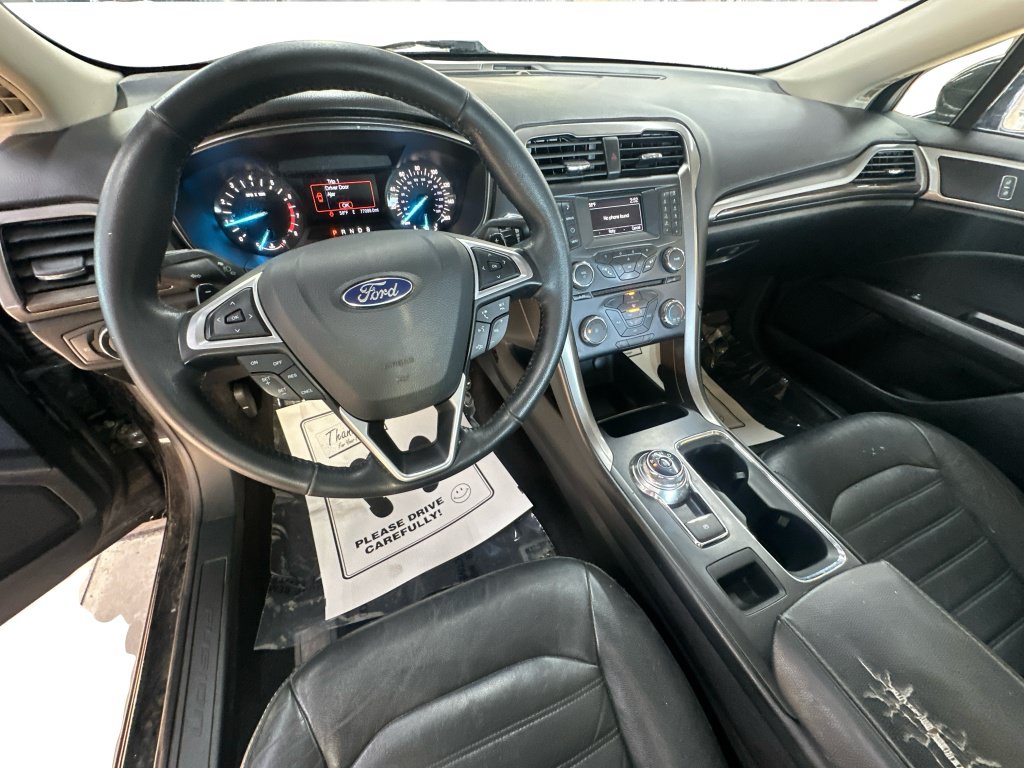 Used 2017 Ford Fusion SE AWD/4WD image 31