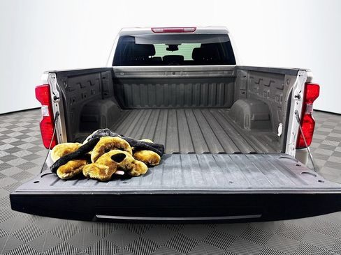 Used 2022 Chevrolet Silverado 1500 Custom AWD/4WD image 24