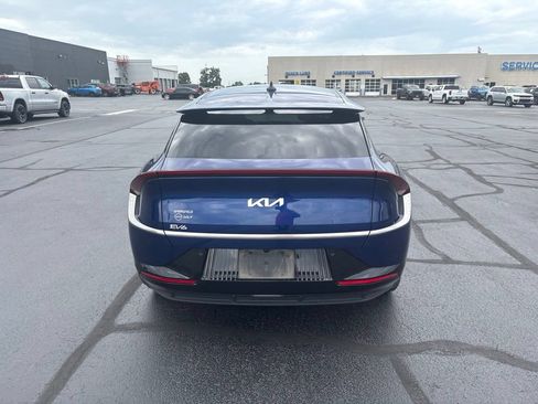 Used 2022 Kia EV6 Wind RWD image 12