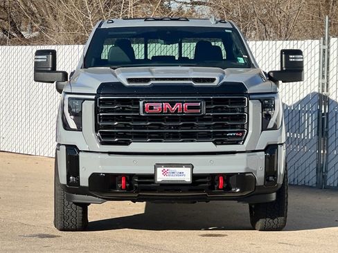 Certified 2025 GMC Sierra 2500 AT4 w/ AT4 Premium Plus Package image 11