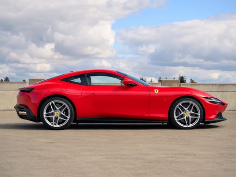 Used 2021 Ferrari Roma image 79
