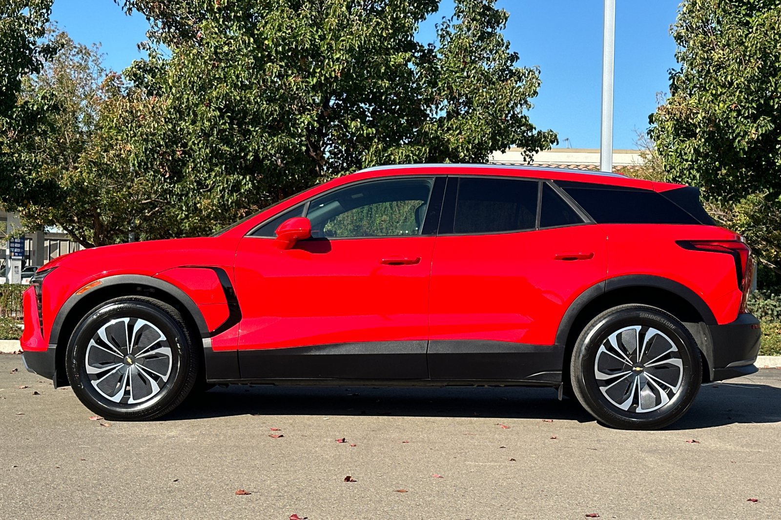 Used 2024 Chevrolet Blazer EV LT AWD/4WD image 7