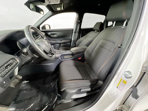 Used 2023 Honda HR-V Sport image 20