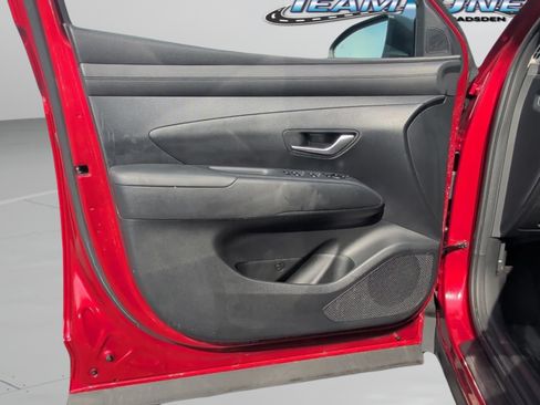 Used 2025 Hyundai Tucson SEL FWD image 17
