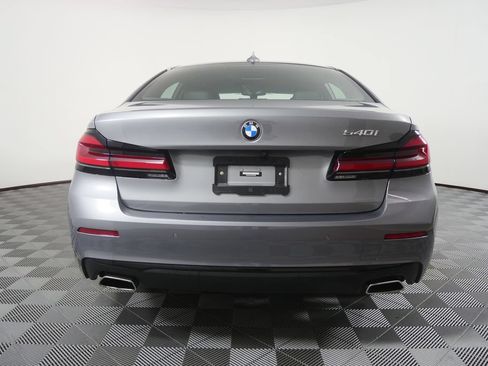 Used 2023 BMW 540i w/ Premium Package RWD image 4
