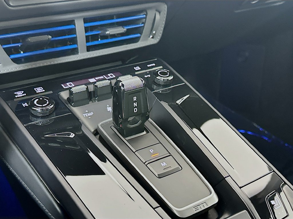 Certified 2025 Porsche 911 Targa 4 GTS AWD/4WD image 18