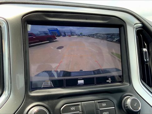 Used 2020 Chevrolet Silverado 2500 LT w/ Texas Edition image 24