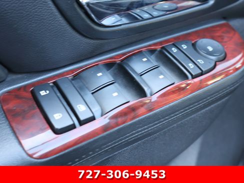 Used 2012 Cadillac Escalade Luxury image 15