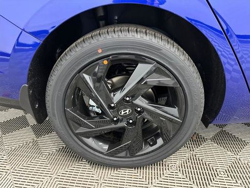 New 2026 Hyundai Elantra SEL Sport image 17