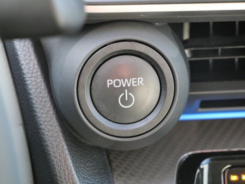 Used 2024 Toyota Prius XLE image 29