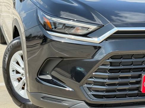 Used 2026 Toyota Grand Highlander FWD image 4