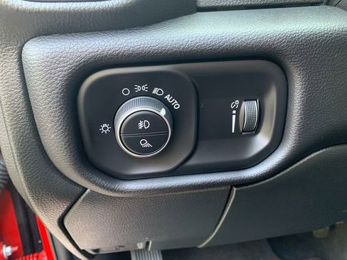 Used 2024 RAM 2500 Big Horn w/ Bed Utility Group image 23