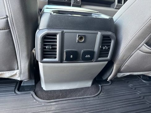 Used 2020 Ford F150 XLT w/ Equipment Group 302A Luxury AWD/4WD image 26