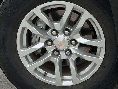 Used 2024 Chevrolet Tahoe LT image 10