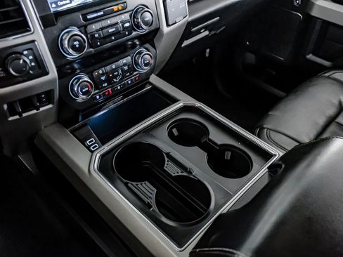 Used 2020 Ford F250 Lariat AWD/4WD image 24