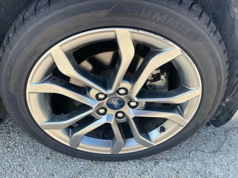 Used 2020 Ford Fusion SEL image 6