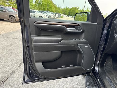 Used 2022 GMC Sierra 1500 SLT w/ SLT Premium Plus Package image 10