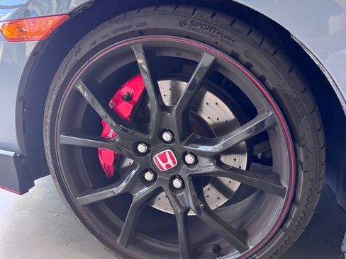 Used 2019 Honda Civic Type R image 5