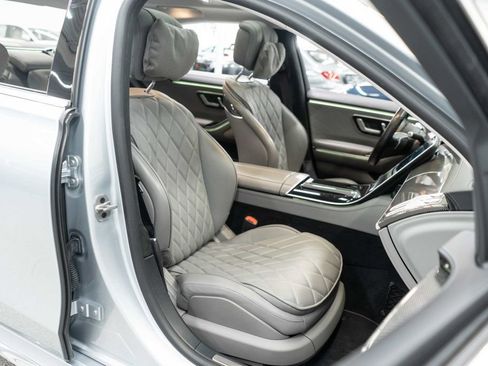 Used 2023 Mercedes-Benz S 580 4MATIC Sedan w/ AMG Line image 11
