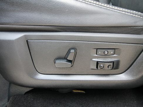 Used 2017 RAM 2500 Laramie image 24