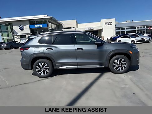 New 2026 Volkswagen Tiguan S AWD/4WD image 2