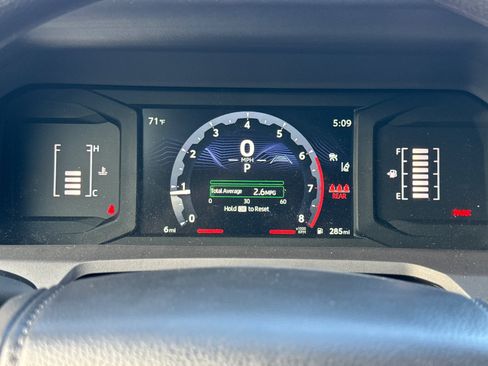 New 2025 Toyota Tacoma SR5 image 32